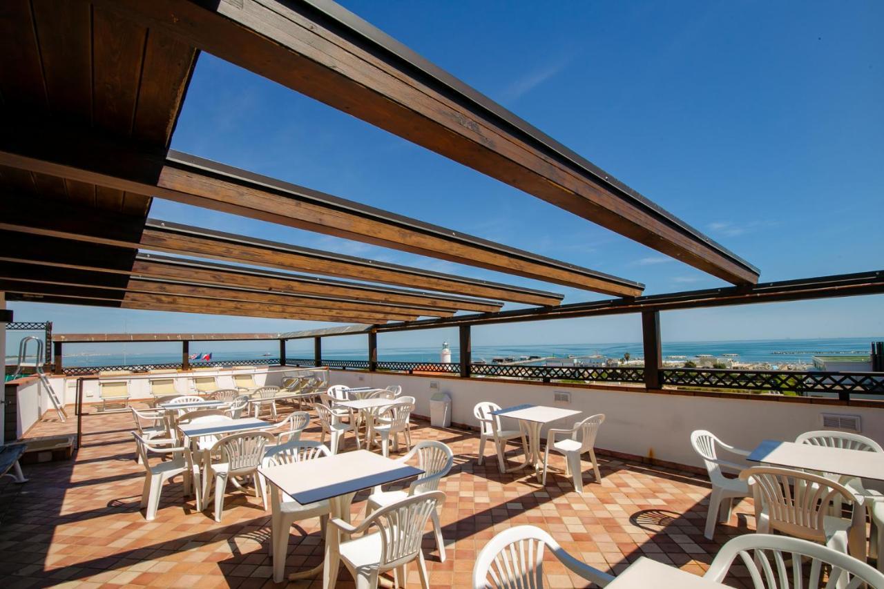 B&B Domus Mea Cesena Bagian luar foto