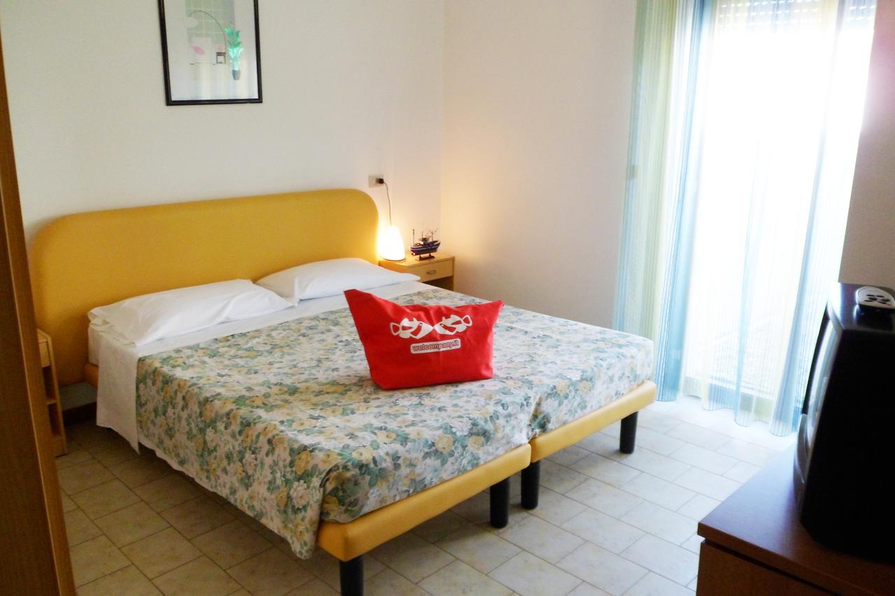 B&B Domus Mea Cesena Bagian luar foto
